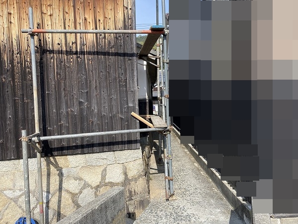 熊野町　しっくい壁補修工事足場